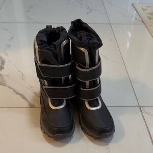 Kids navy Winter Boots